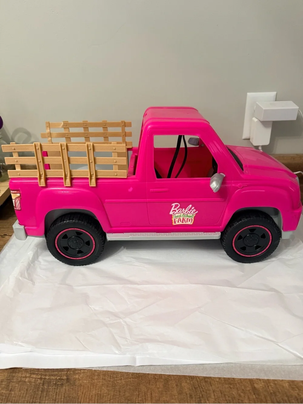 Barbie Sweet Orchard Farm Pink Pickup Truck Vehicle 2017 Mattel